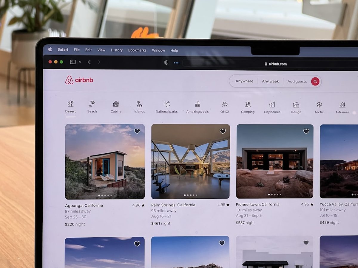 Airbnb tests natural language AI search tool for trip bookings