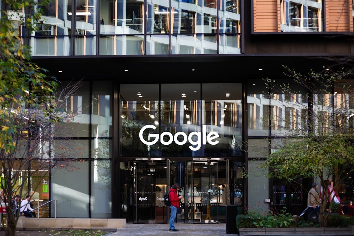Alphabet stays silent on details of Apple AI partnership during earnings call