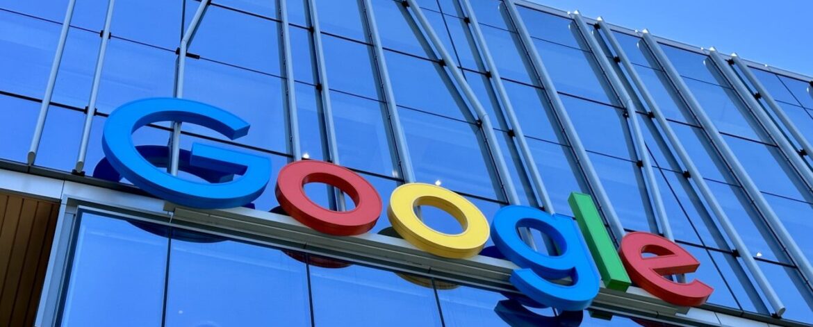 EFF warns Google to stop sharing user data with ICE