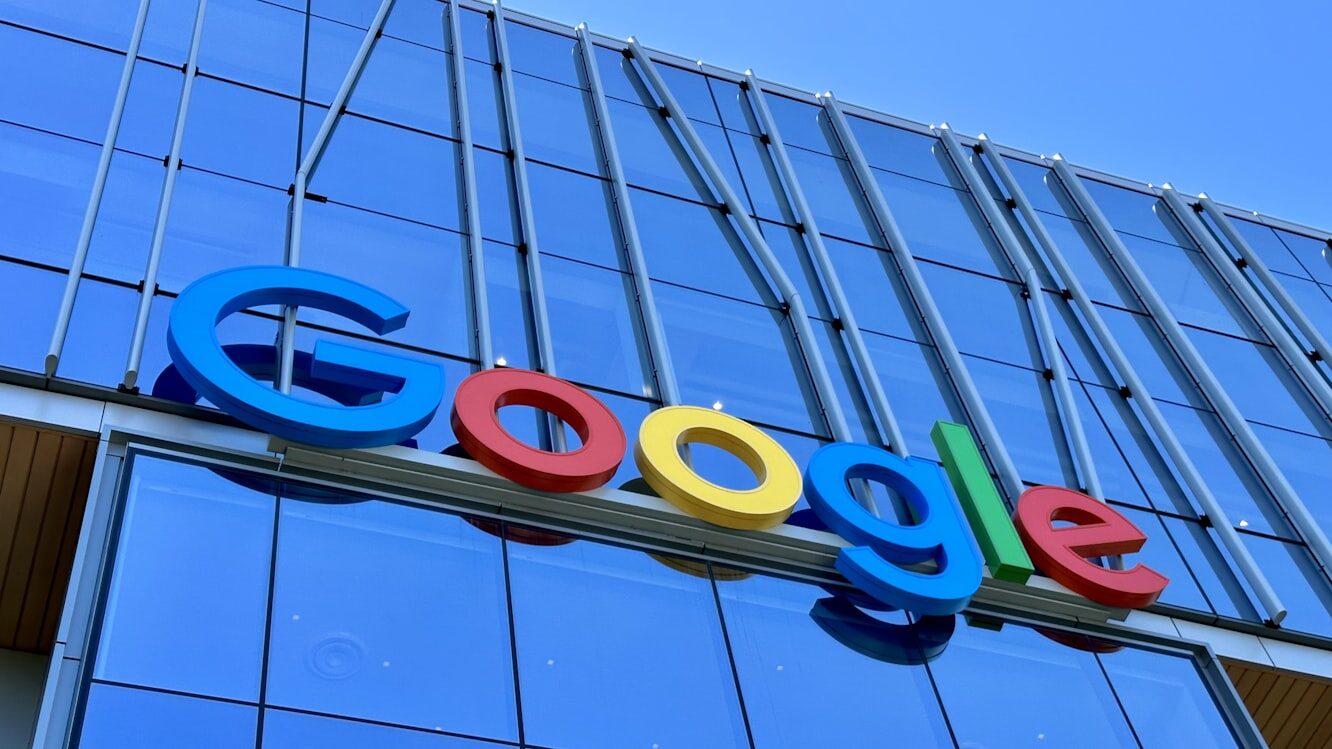 EFF warns Google to stop sharing user data with ICE