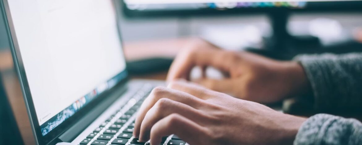 Simple ways to use CRMs for organizing daily real estate tasks