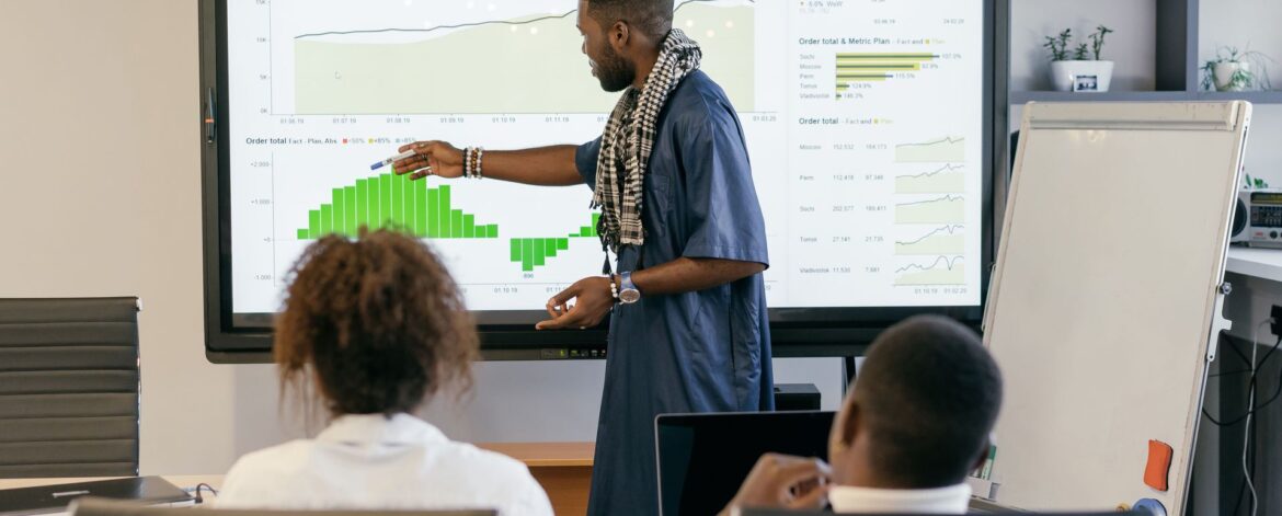The enterprise presentation blueprint: Moving from disjointed tools to unified workspaces