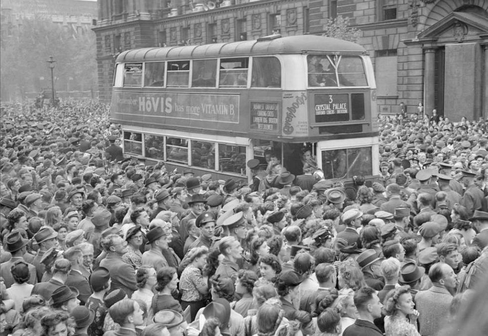 Crowds Celebrate Victory in London
