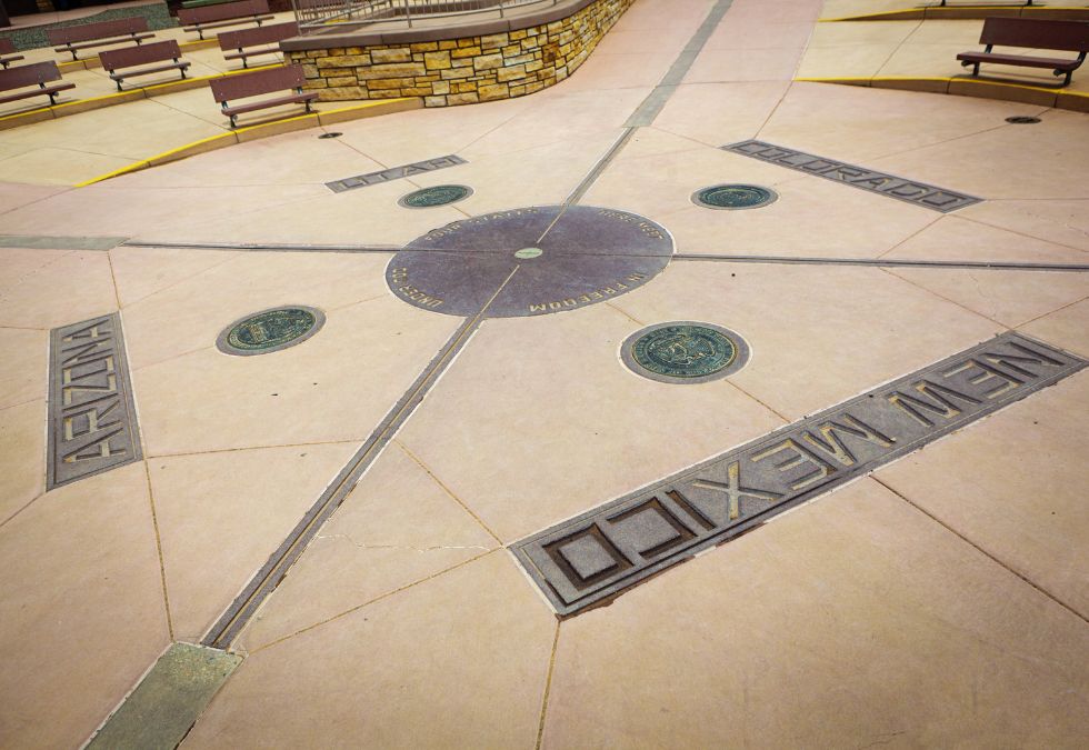 Four Corners Monument