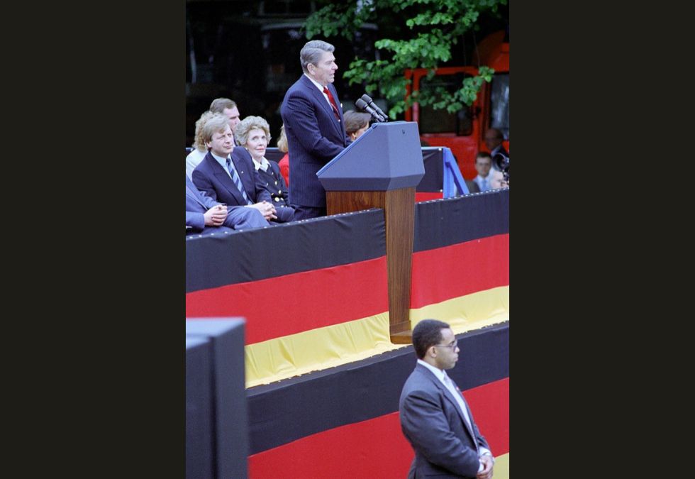Ronald Reagan’s "Tear Down This Wall!" (1987)