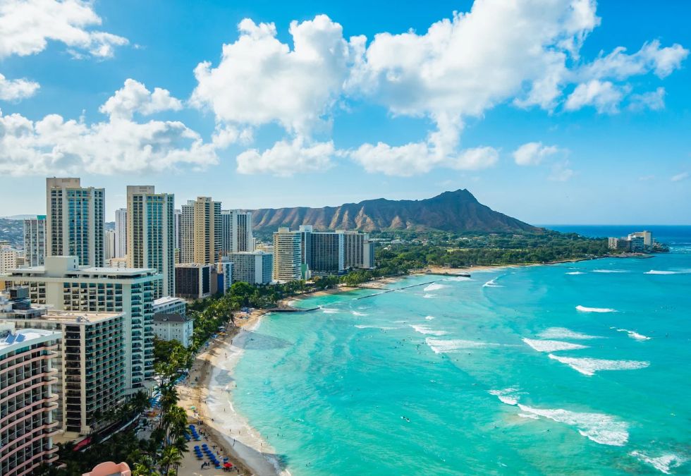 Waikiki Beach (Honolulu, Hawaii)